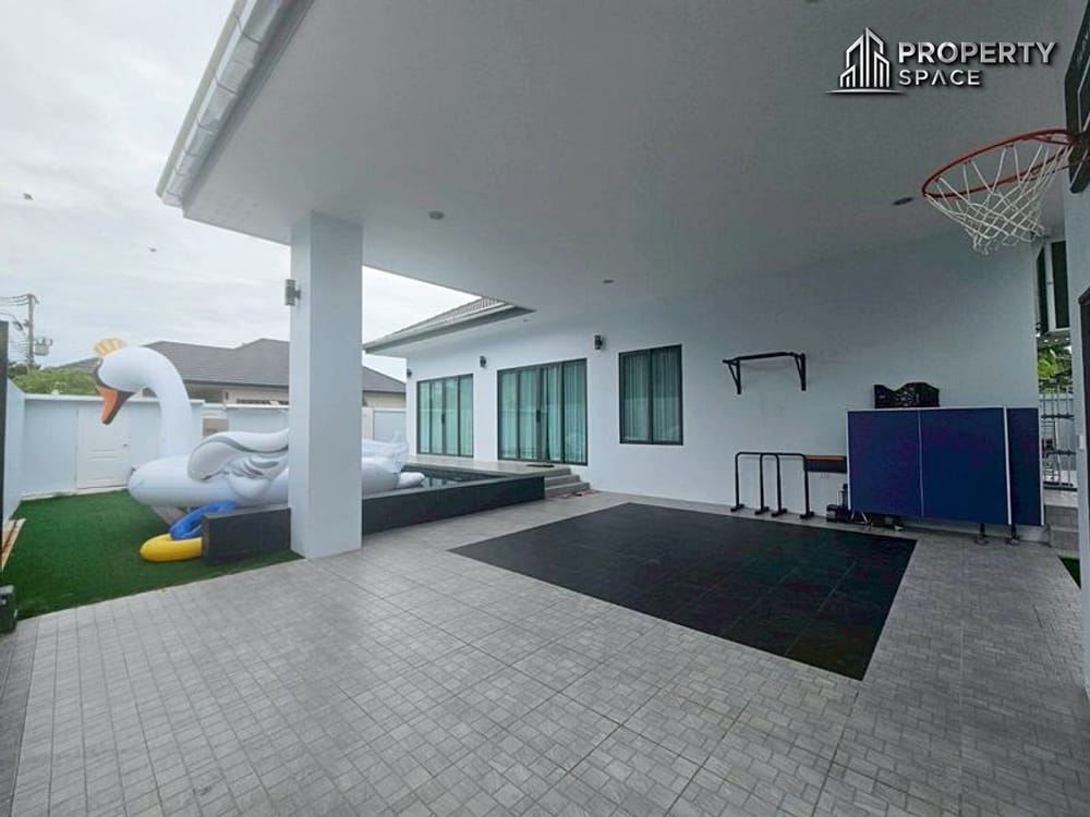 Modern 3 Bedroom Pool Villa Near Mabprachan Lake Pattaya For Rent Image 3