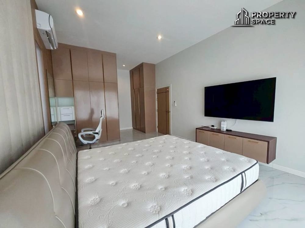 Modern 3 Bedroom Pool Villa Near Mabprachan Lake Pattaya For Rent Image 9