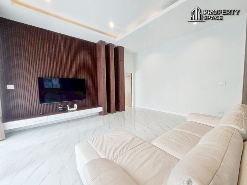 Modern 3 Bedroom Pool Villa Near Mabprachan Lake Pattaya For Rent Image 5