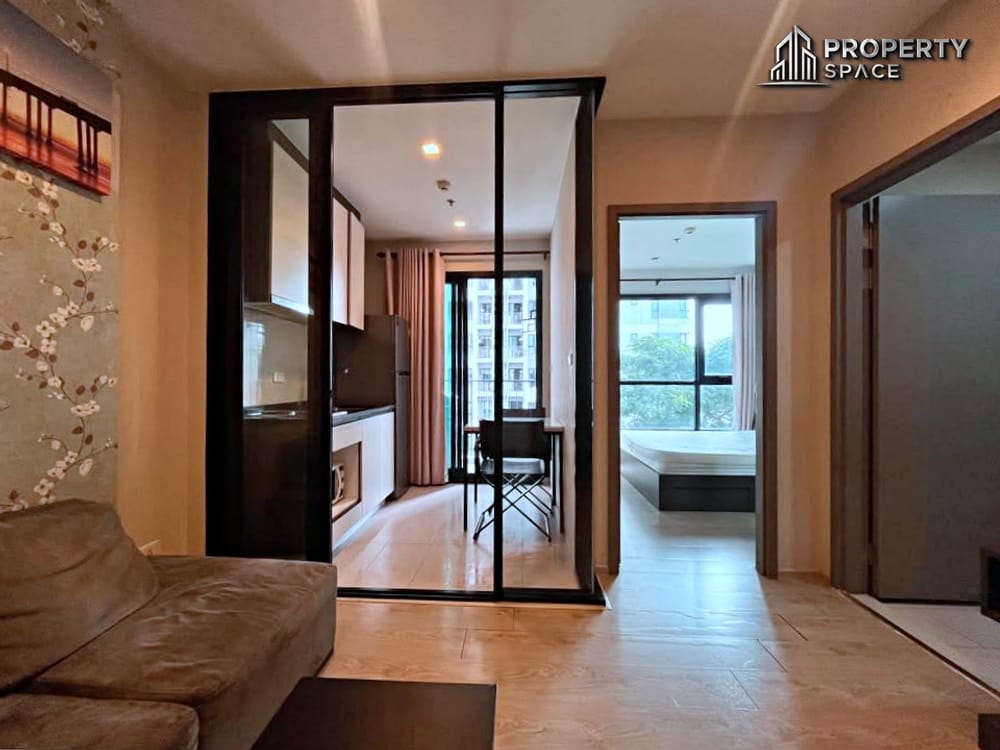 Prime Location 1-Bedroom In The Base Condo Central Pattaya For Rent Image 6