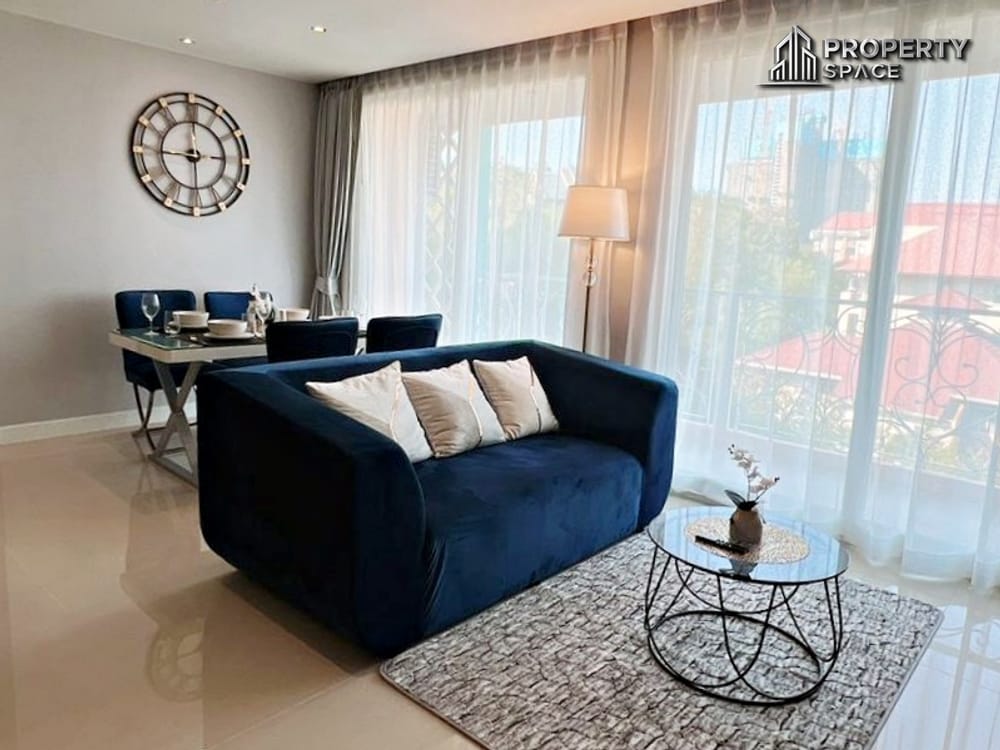 Spacious 2-Bedroom (FQ) at Grand Caribbean Condo Resort Pattaya For Sale Image 4