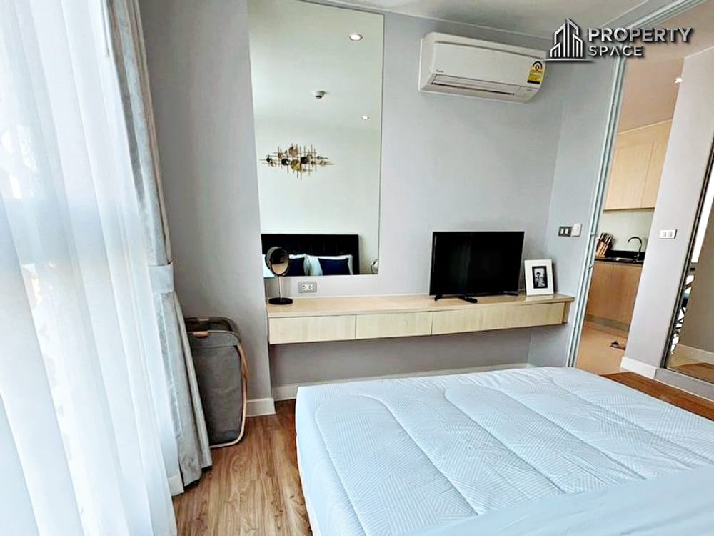 Spacious 2-Bedroom (FQ) at Grand Caribbean Condo Resort Pattaya For Sale Image 11