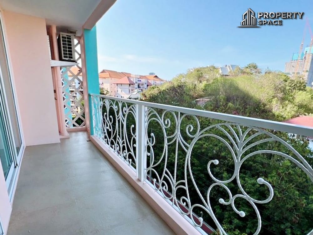 Spacious 2-Bedroom (FQ) at Grand Caribbean Condo Resort Pattaya For Sale Image 14