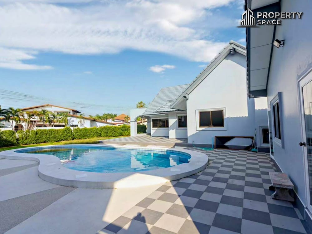 Pet Friendly Modern 4 Bedroom Pool Villa in Mabprachan East Pattaya For Rent Image 3
