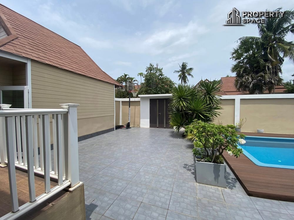 Chaiyapruek 2 Pattaya Spacious Corner 3-Bedroom House with Private Pool At For Sale Image 17