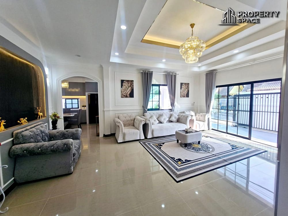 East Pattaya Modern 3-Bedroom Pool Villa For Rent Image 5