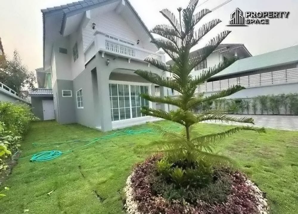 North Pattaya Modern 4-Bedroom Detached House For Sale - Owner Financing Available Image 3