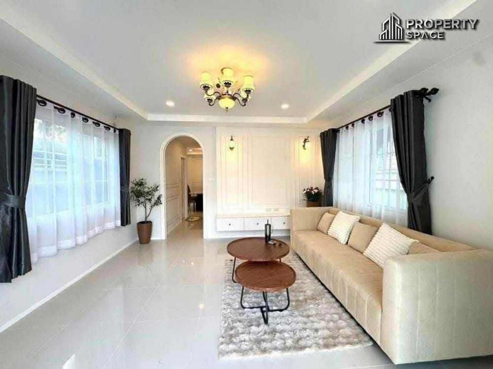 North Pattaya Modern 4-Bedroom Detached House For Sale - Owner Financing Available Image 4