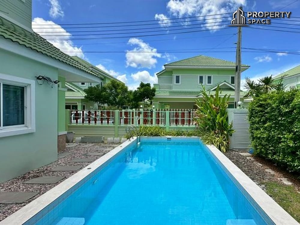 Pattaya Modern 2-Storey Pool Villa Near International School For Rent Image 3