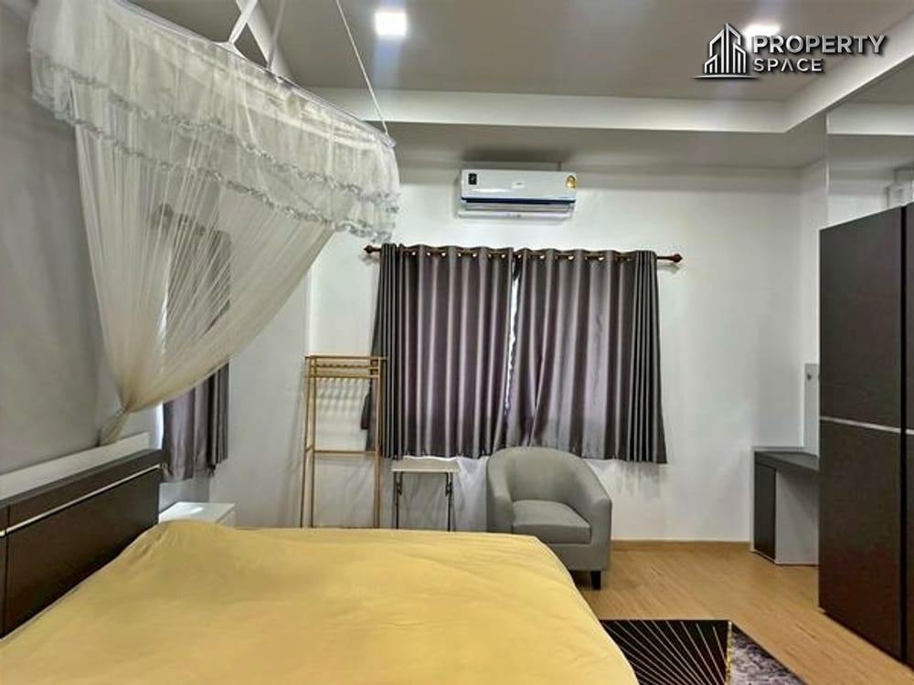 Pattaya Modern 2-Storey Pool Villa Near International School For Rent Image 11