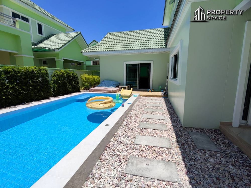 Pattaya Modern 2-Storey Pool Villa Near International School For Rent Image 3