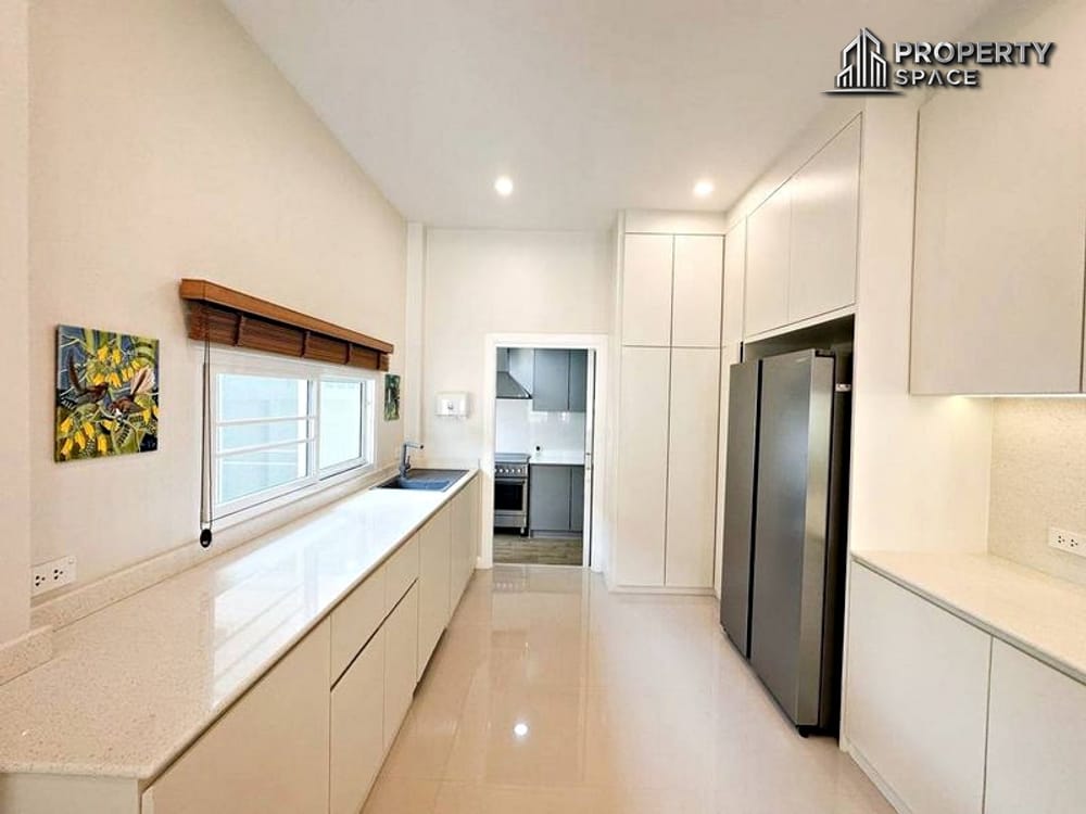 Pattaya Modern Single-Story 3-Bedroom House In Huai Yai Garden Ville 5 For Rent Image 8