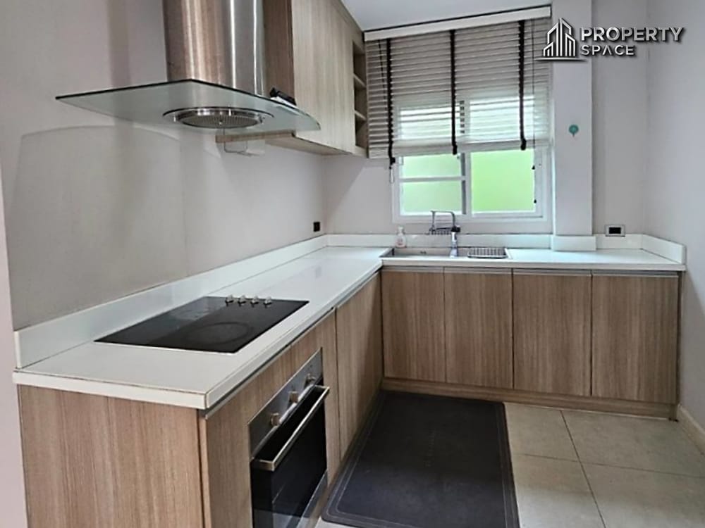 3 Bedroom Villa In Quality Compound Near Regent International School Pattaya For Rent  Image 6