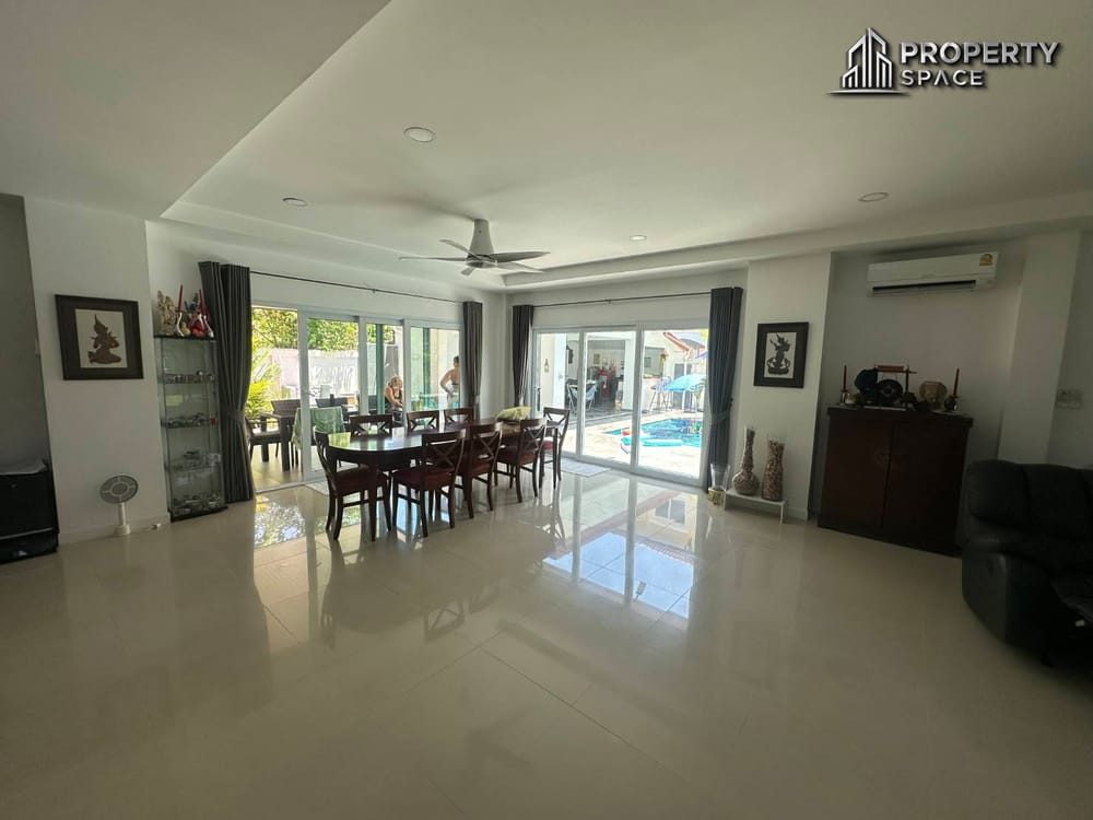 Spacious 5 Bedroom Pool Villa In Mabprachan Lake Pattaya For Rent Image 10