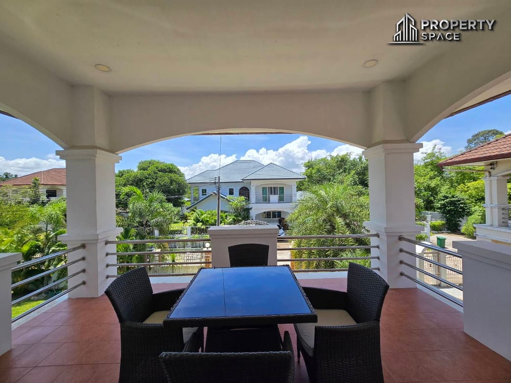 Spacious 5 Bedroom Pool Villa In Mabprachan Lake Pattaya For Rent Image 21