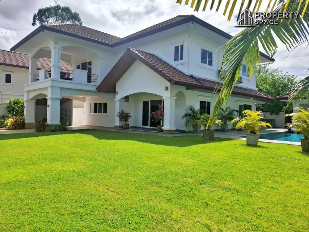 Spacious 5 Bedroom Pool Villa In Mabprachan Lake Pattaya For Rent Image 1