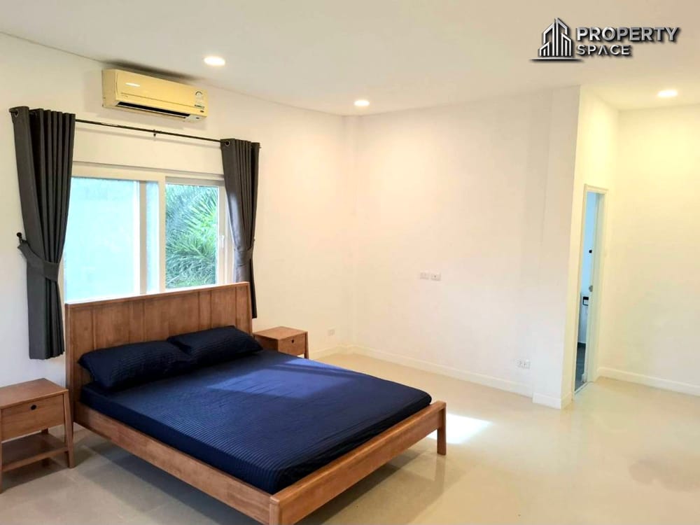 Spacious 5 Bedroom Pool Villa In Mabprachan Lake Pattaya For Rent Image 33