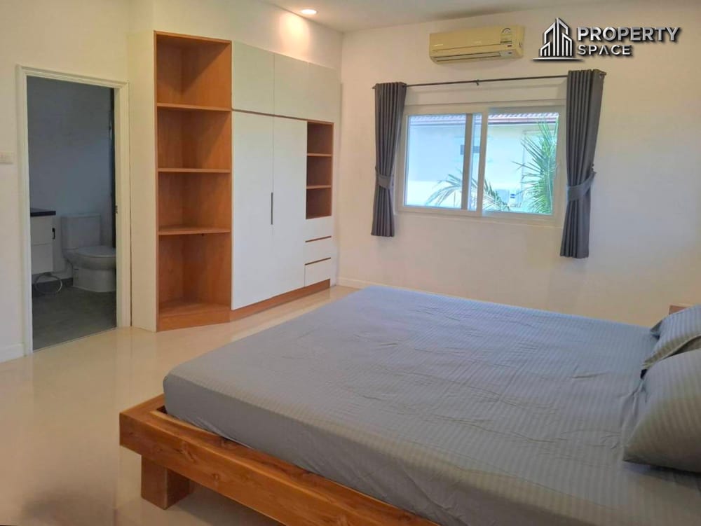 Spacious 5 Bedroom Pool Villa In Mabprachan Lake Pattaya For Rent Image 31