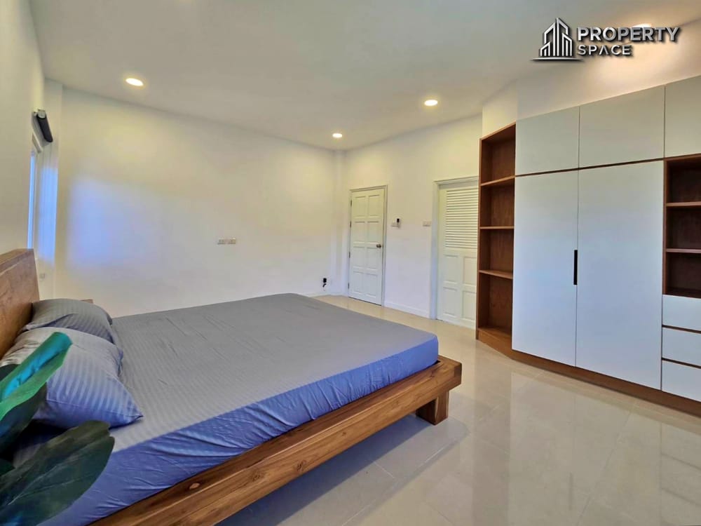 Spacious 5 Bedroom Pool Villa In Mabprachan Lake Pattaya For Rent Image 34