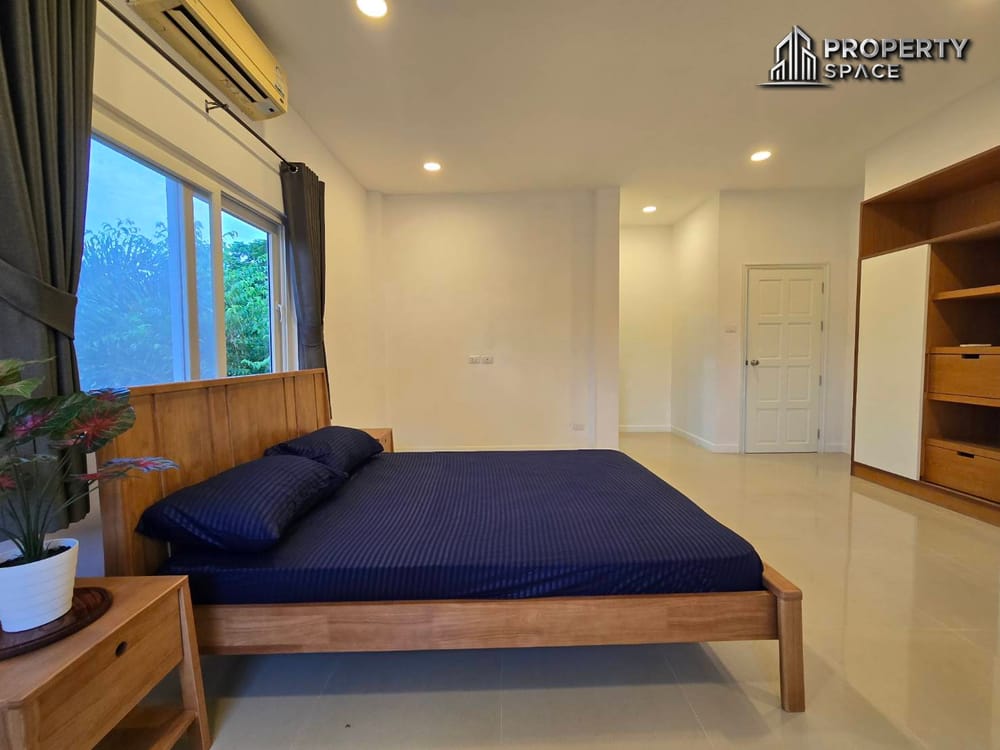 Spacious 5 Bedroom Pool Villa In Mabprachan Lake Pattaya For Rent Image 37