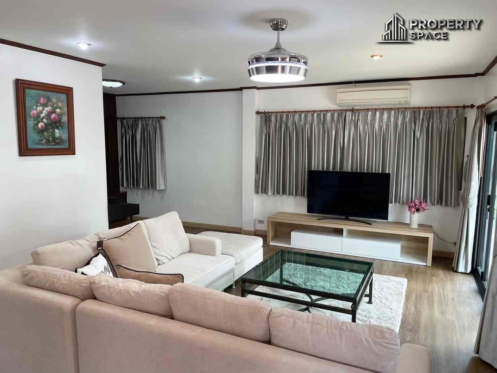 Luxury 3 Bedroom House Private Beach Access Near Sukhumvit Road Na Jomtien For Sale Image 8