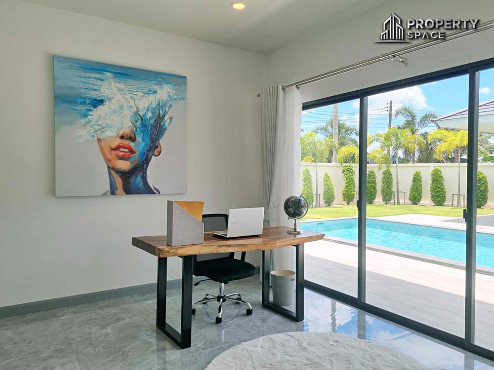 Premium Quality Luxury 4 Bedroom Pool Villa In Huay Yai For Sale Image 27