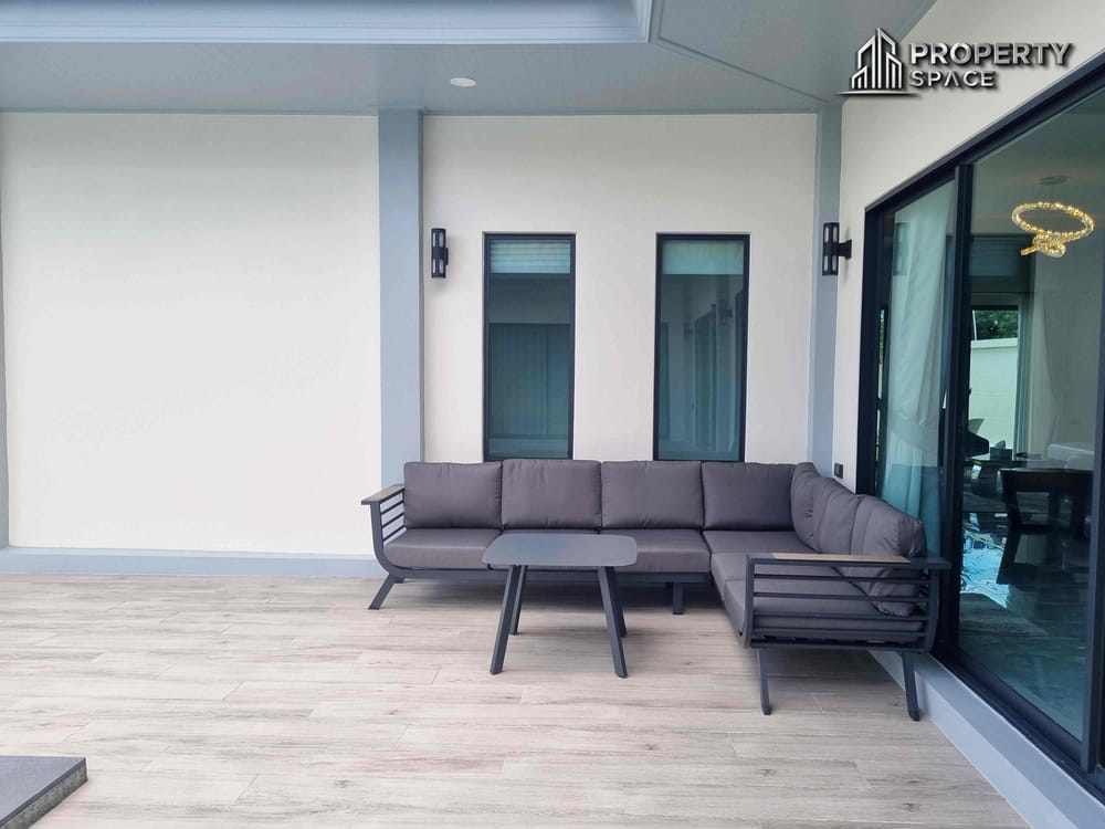 Premium Quality Luxury 4 Bedroom Pool Villa In Huay Yai For Sale Image 42