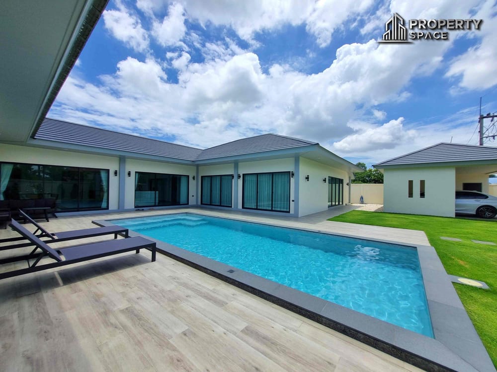 Premium Quality Luxury 4 Bedroom Pool Villa In Huay Yai For Sale Image 5