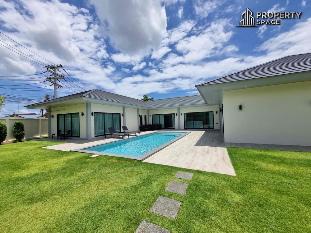Premium Quality Luxury 4 Bedroom Pool Villa In Huay Yai For Sale Image 4