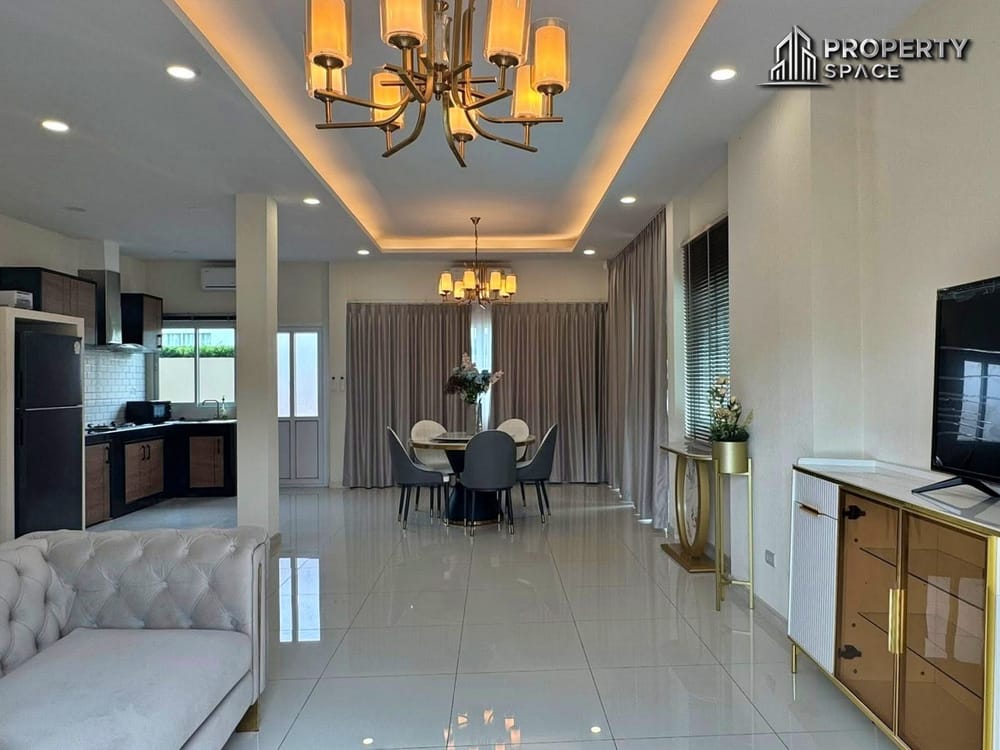 Pattaya Pet-Friendly 2-Storey 4 Bedroom Pool Villa in Baan Dusit Garden For Rent Image 5
