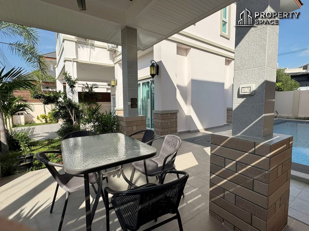 Peaceful Gated Community 2-Storey 4 Bedroom Pool Villa in Baan Dusit Garden Pattaya Image 5