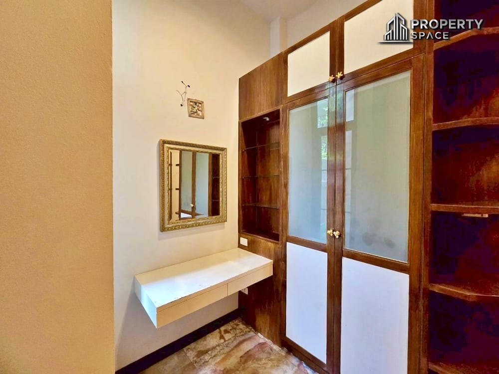Pet-friendly 3 Bedroom Pool Villa In East Pattaya For Rent Image 26