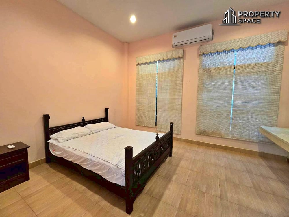 Pet-friendly 3 Bedroom Pool Villa In East Pattaya For Rent Image 23