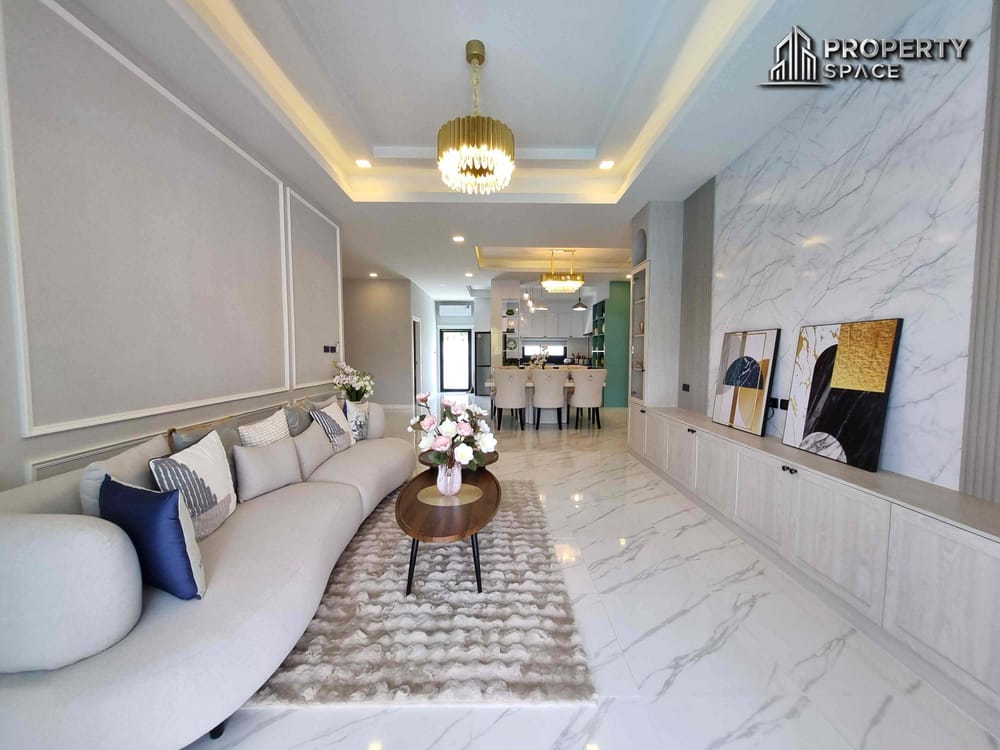 Brand New 4 Bedroom Modern Pool Villa In East Pattaya For Sale Image 6