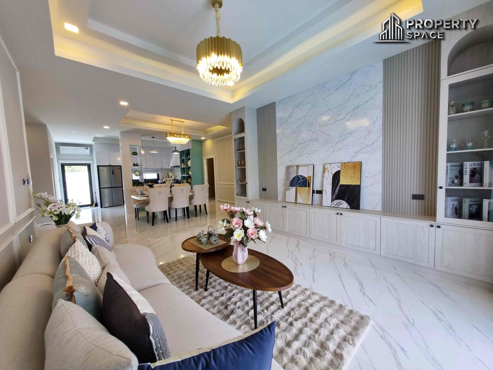 Brand New 4 Bedroom Modern Pool Villa In East Pattaya For Sale Image 6