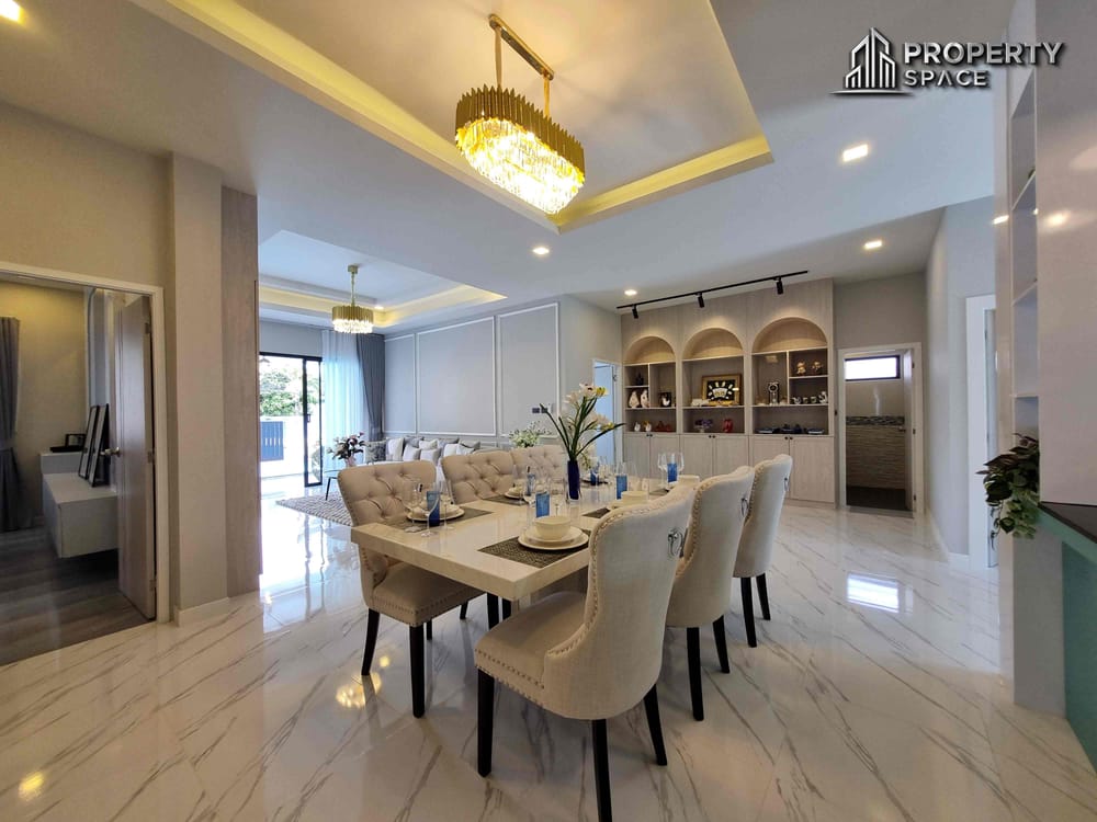 Brand New 4 Bedroom Modern Pool Villa In East Pattaya For Sale Image 10