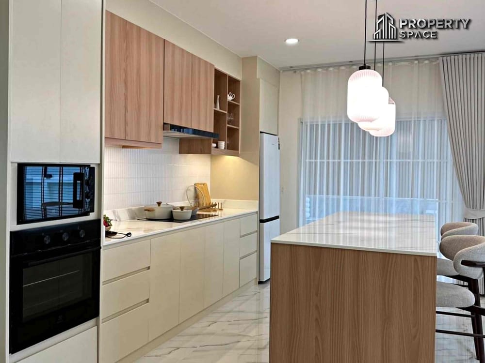 Renovated 4-Bedroom Detached House In Secured Village East Pattaya For Sale Image 8