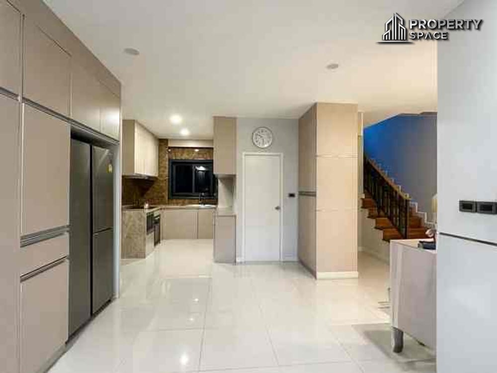 3 Bedroom Detached House High Standard of Living In Patta Prime Pattaya For Sale  Image 7