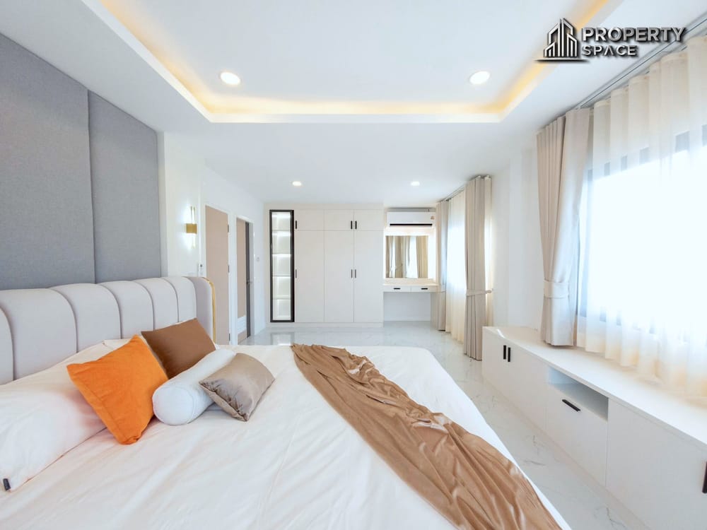 Brand New 2 Story 5 Bedroom Pool Villa Near Jomtien beach For Sale Image 13