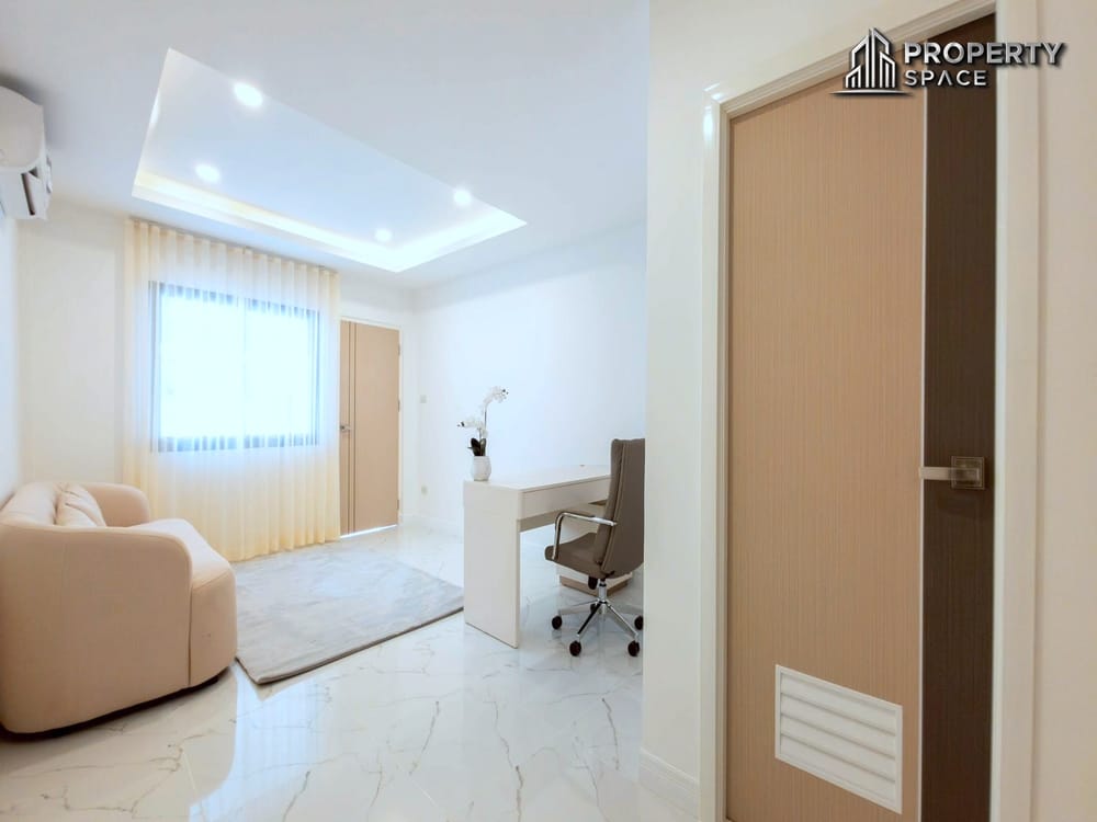 Brand New 2 Story 5 Bedroom Pool Villa Near Jomtien beach For Sale Image 9