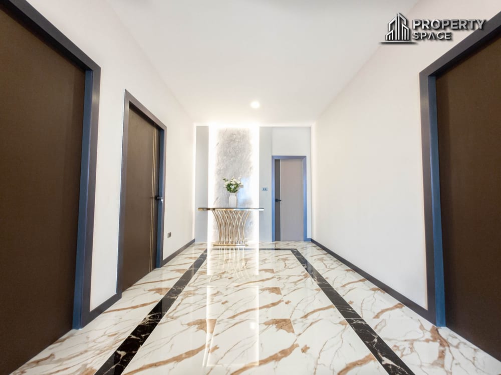 Brand New Luxury Huge 5 bedroom Pool Villa Near Jomtien Beach For Sale Image 23