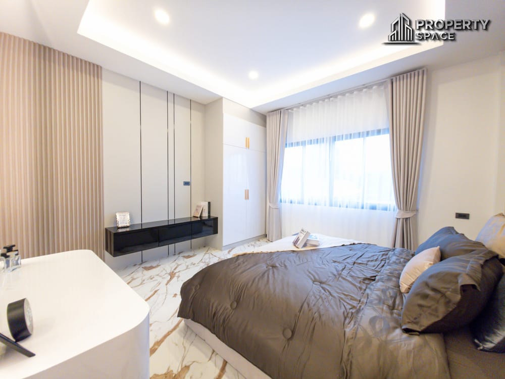 Brand New Luxury Huge 5 bedroom Pool Villa Near Jomtien Beach For Sale Image 36