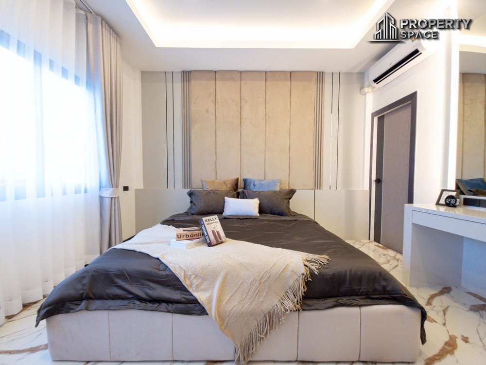 Brand New Luxury Huge 5 bedroom Pool Villa Near Jomtien Beach For Sale Image 35