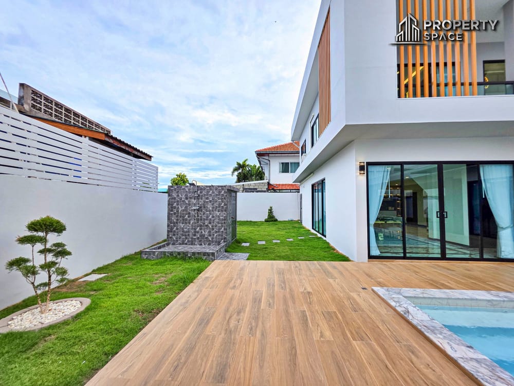 Brand New Luxury Huge 5 bedroom Pool Villa Near Jomtien Beach For Sale Image 6
