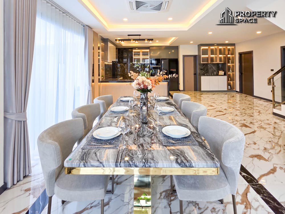 Brand New Luxury Huge 5 bedroom Pool Villa Near Jomtien Beach For Sale Image 13