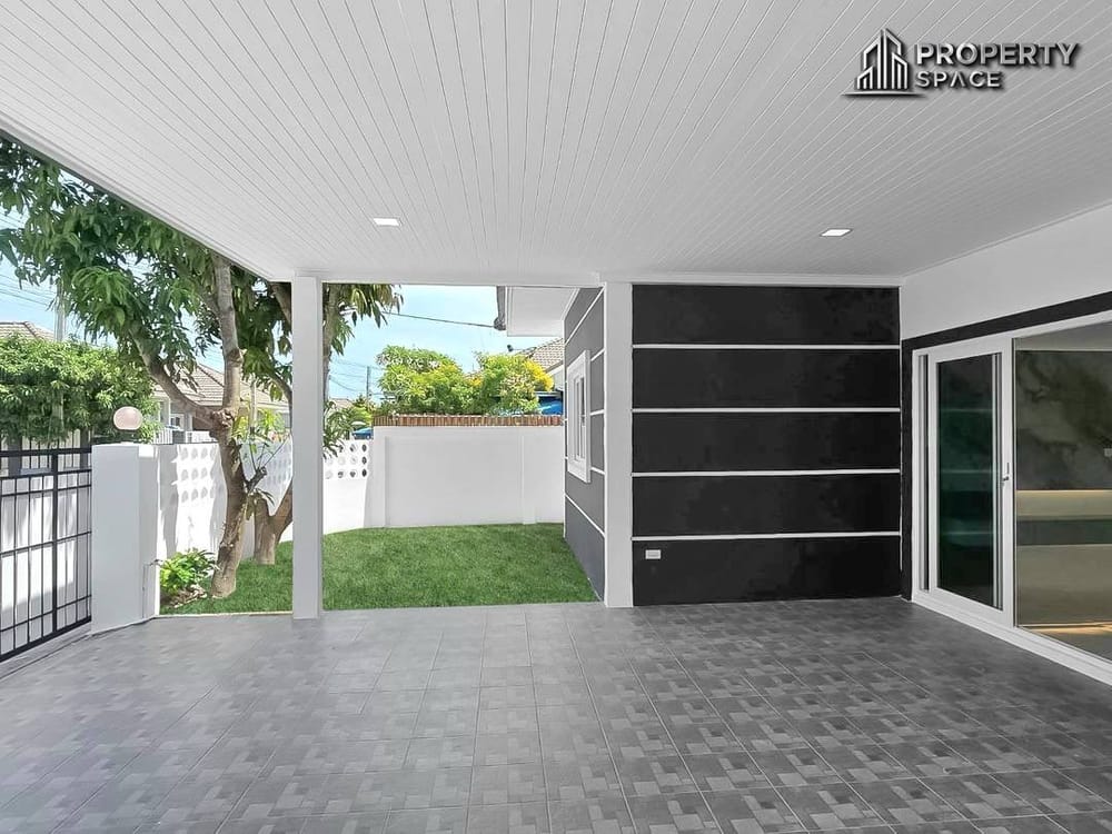 Modern Corner Single-Detached 3-Bedroom House In Huai Yai For Sale Image 21
