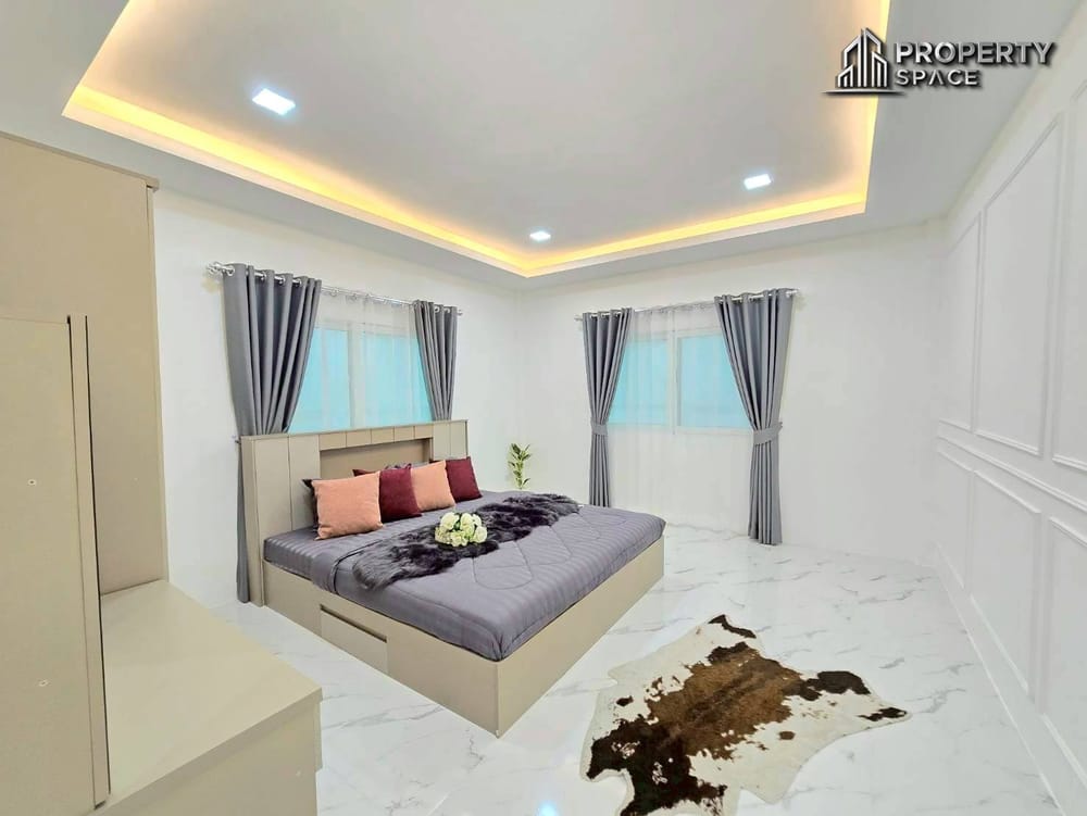 Modern Corner Single-Detached 3-Bedroom House In Huai Yai For Sale Image 12