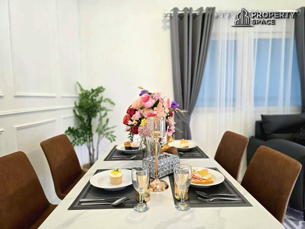 Modern Corner Single-Detached 3-Bedroom House In Huai Yai For Sale Image 5