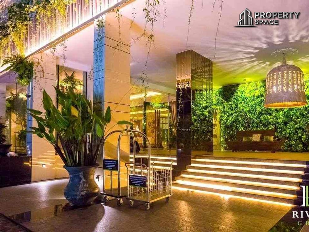 Sea View Studio 45sqm In The Riviera Wongamat Beach Condo For Rent Image 24