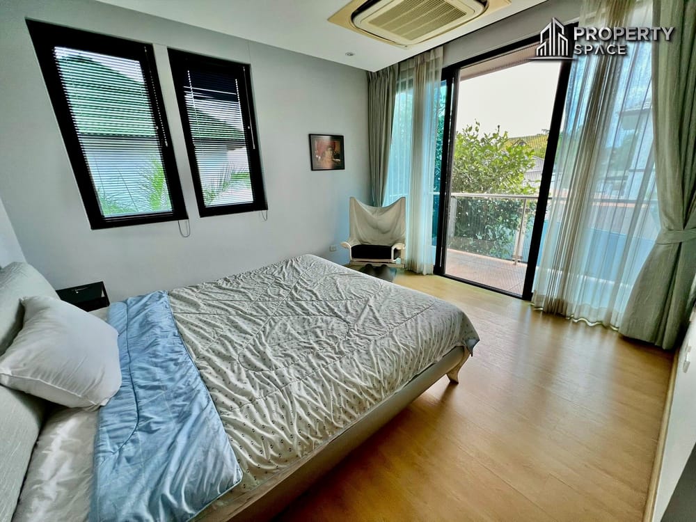 Stylish 3 Bedroom Pool Villa With Guesthouse In East Pattaya For Sale Image 15